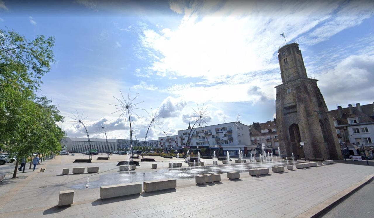 Apartament Le Familial Calais Zewnętrze zdjęcie